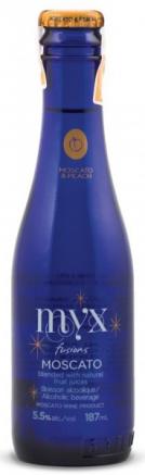 MYX Fusions - Moscato and Peach NV (4 pack bottles) (4 pack bottles)